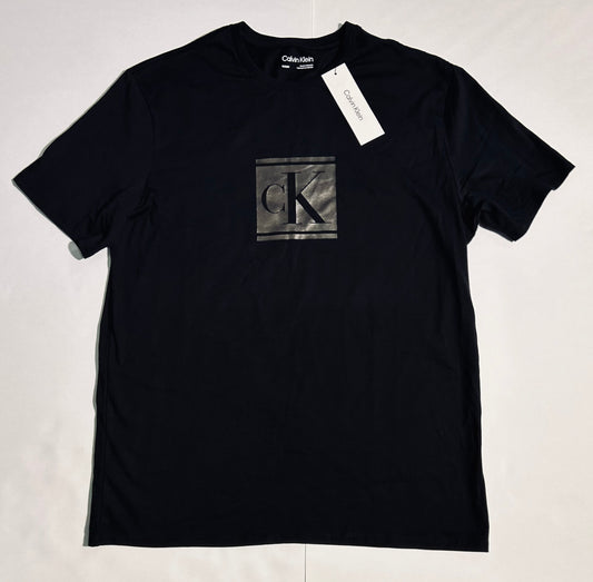 Calvin Klein T-shirt