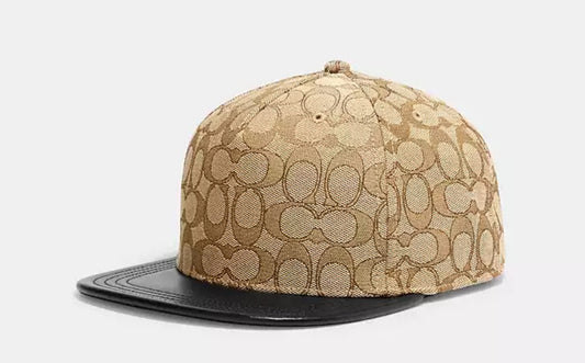 Coach hat gold plana