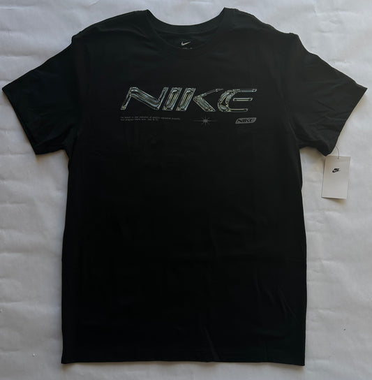 Nike T-shirt
